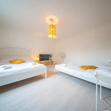 Very - Downtown Le 42